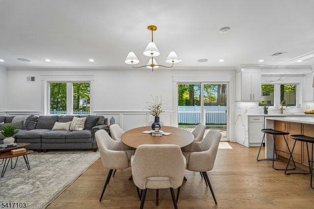 4 Holmes Ave, New Providence Boro, NJ 07974