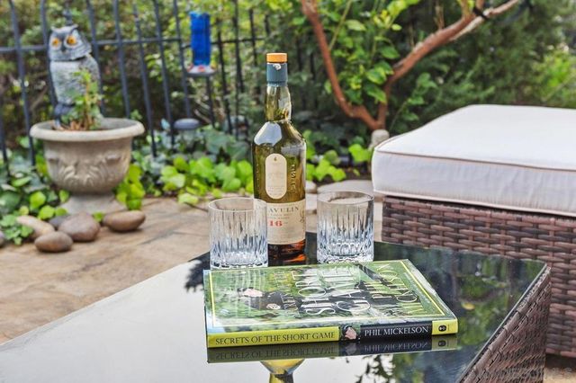 115 Vallarta Ct, Solana Beach, CA 92075