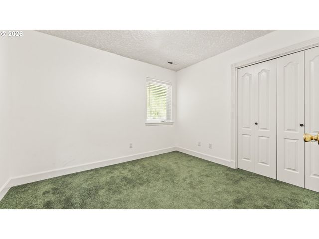 8118 Se 138TH Dr, Portland, OR 97236