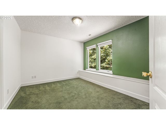 8118 Se 138TH Dr, Portland, OR 97236