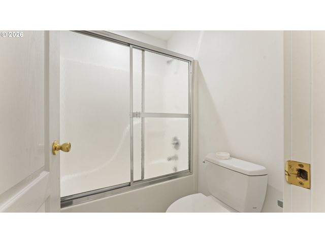 8118 Se 138TH Dr, Portland, OR 97236