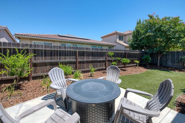 3269 Lahar Lane, Clovis, CA 93619
