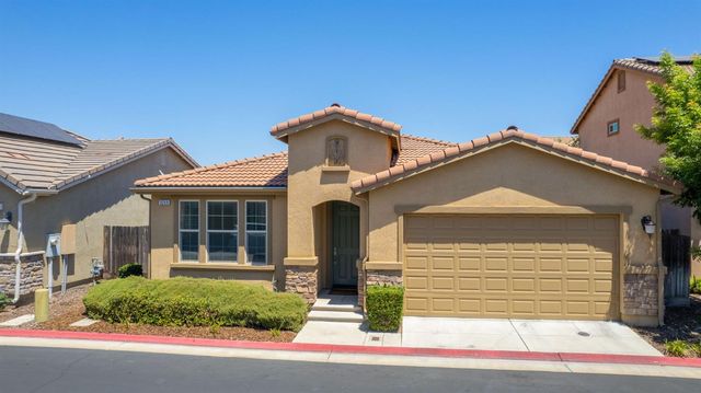 3269 Lahar Lane, Clovis, CA 93619