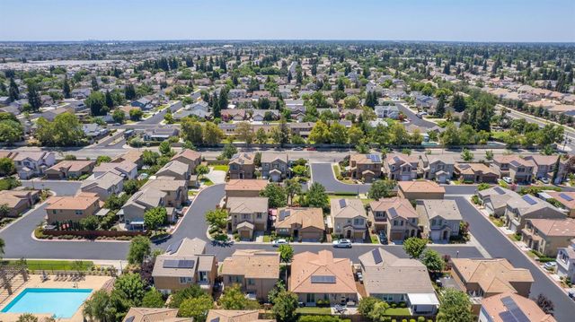 3269 Lahar Lane, Clovis, CA 93619