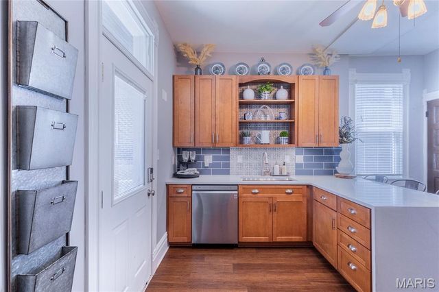 7358 Flora Avenue, Maplewood, MO 63143