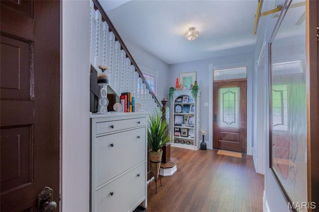 7358 Flora Avenue, Maplewood, MO 63143