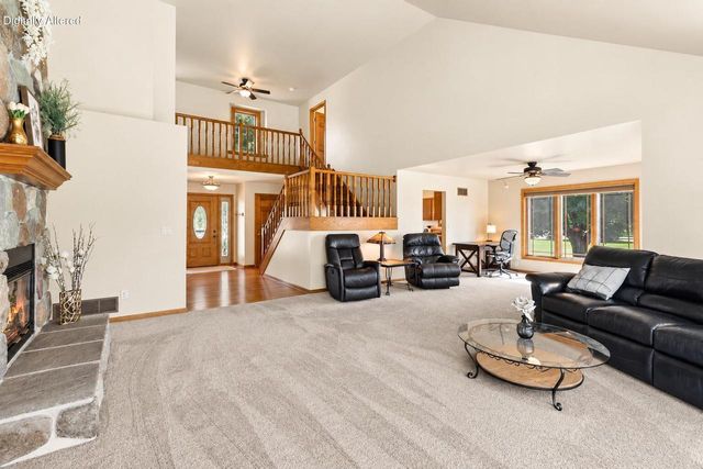 N39W32963 High Hill COURT, Nashotah, WI 53058