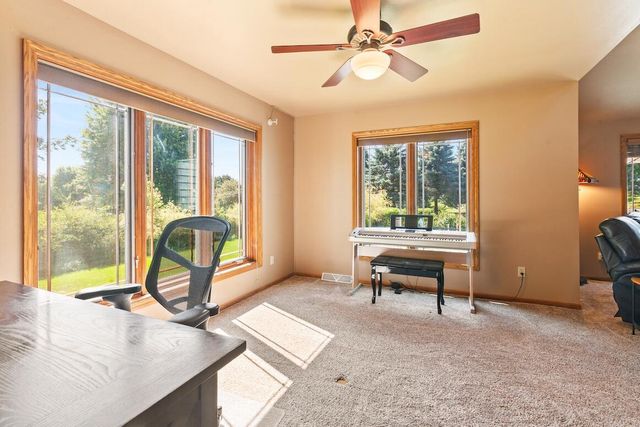 N39W32963 High Hill COURT, Nashotah, WI 53058