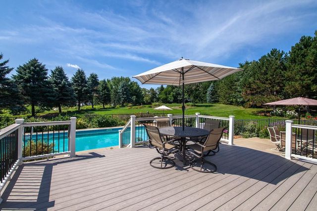 N39W32963 High Hill COURT, Nashotah, WI 53058