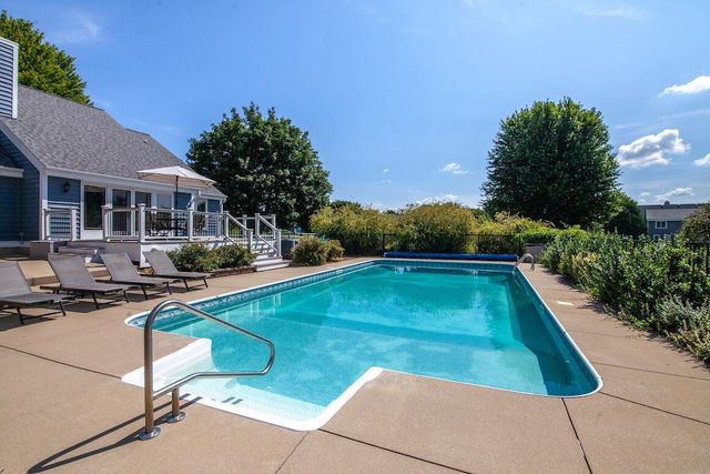 N39W32963 High Hill COURT, Nashotah, WI 53058