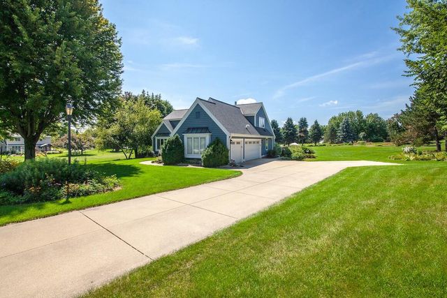 N39W32963 High Hill COURT, Nashotah, WI 53058