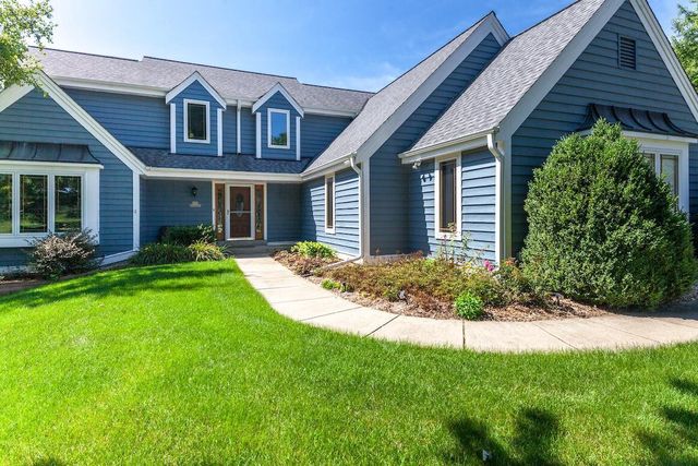N39W32963 High Hill COURT, Nashotah, WI 53058