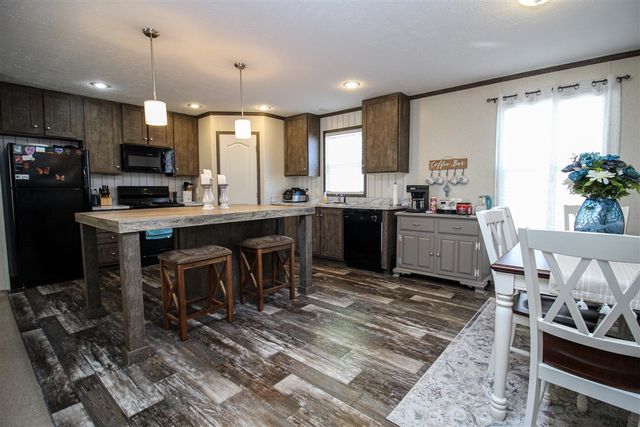 3550 W Wembley Lane, Kalamazoo, MI 49009