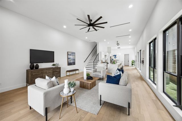 4217 Roseland Avenue, Dallas, TX 75204