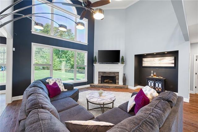 404 Billings Farm Drive, Canton, GA 30115