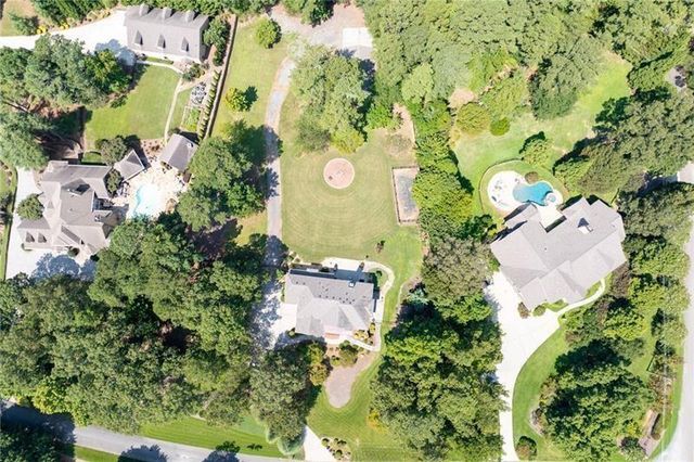 404 Billings Farm Drive, Canton, GA 30115