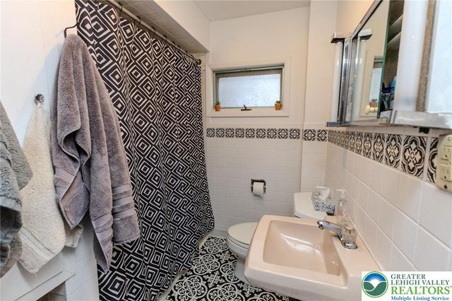 436 Pennsylvania Avenue, Bangor Boro, PA 18013