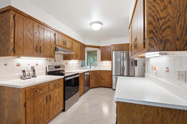 8894 Greenmeadow LANE, Greendale, WI 53129