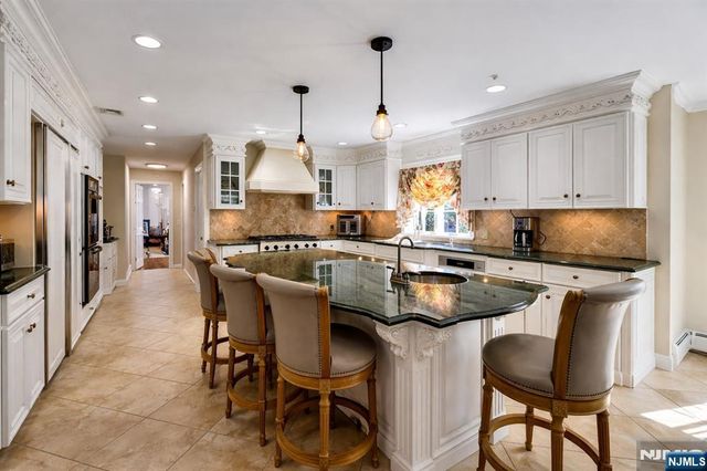 61 Sun Valley Road, Ramsey, NJ 07446