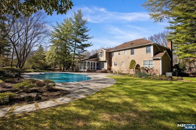 61 Sun Valley Road, Ramsey, NJ 07446
