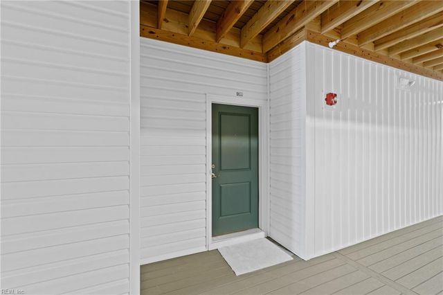 1732 Dromolin Dr Ste 206, Virginia Beach, VA 23456