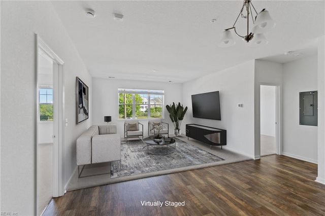 1732 Dromolin Dr Ste 206, Virginia Beach, VA 23456