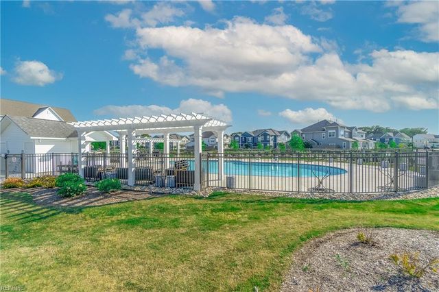 1732 Dromolin Dr Ste 206, Virginia Beach, VA 23456