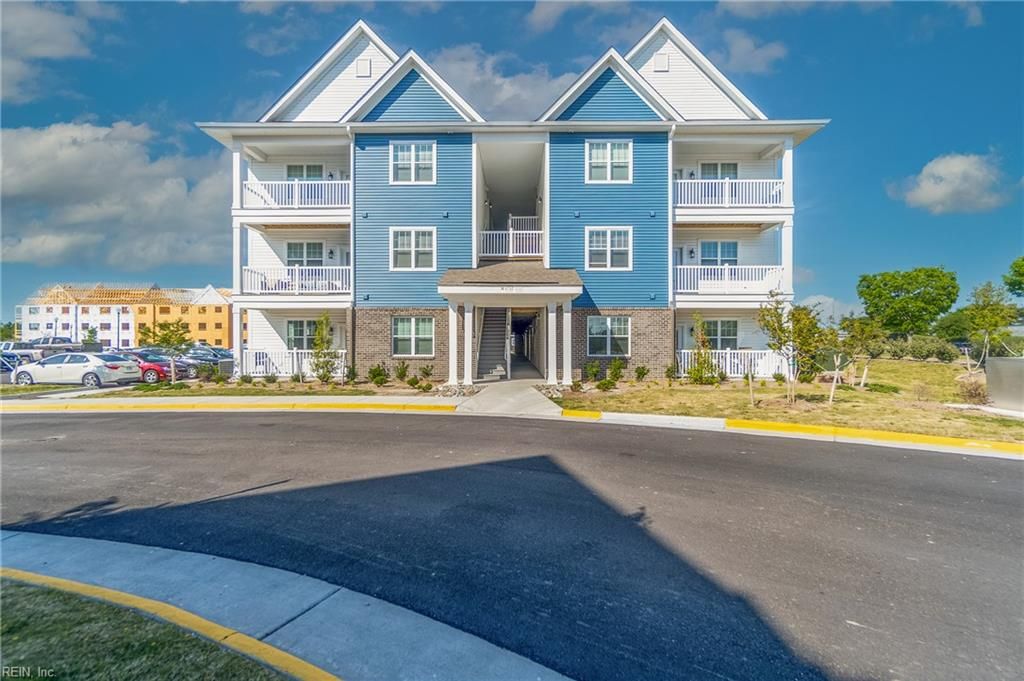 1732 Dromolin Dr Ste 206, Virginia Beach, VA 23456