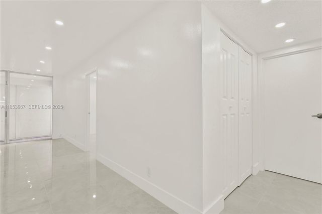 8320 Sands Point Boulevard M107, Tamarac, FL 33321