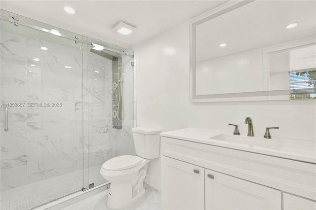 8320 Sands Point Boulevard M107, Tamarac, FL 33321