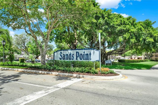 8320 Sands Point Boulevard M107, Tamarac, FL 33321