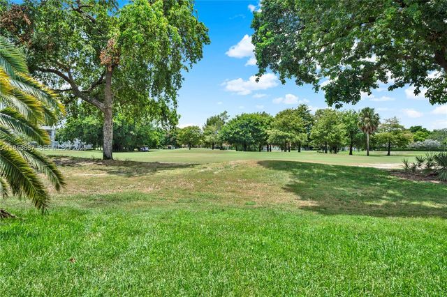 8320 Sands Point Boulevard M107, Tamarac, FL 33321
