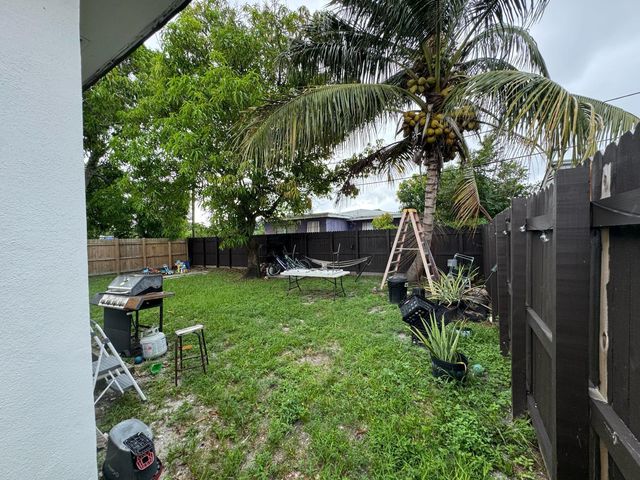533 NW 17th Avenue, Fort Lauderdale, FL 33311