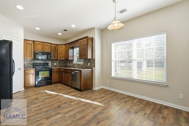 374 Mill Pond Lane SE, Ludowici, GA 31316