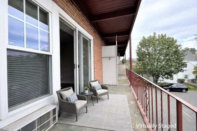 625 Main Street 18, Reading, MA 01867