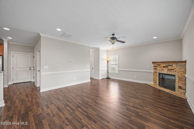 2019 Leighton Drive A, Greenville, NC 27834