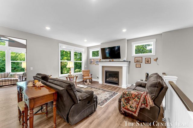 17952 Spring Tree Court, Spring Lake Twp, MI 49456