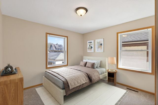 1348 Sheridan Avenue N, Minneapolis, MN 55411