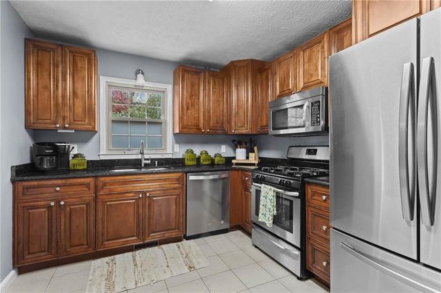 4593 Mars NW Court, Acworth, GA 30101