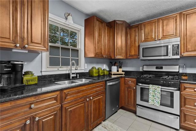 4593 Mars NW Court, Acworth, GA 30101