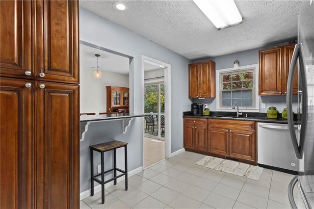 4593 Mars NW Court, Acworth, GA 30101