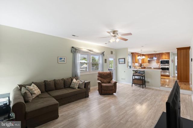 2034 BUCKINGHAM DR, Jamison, PA 18929