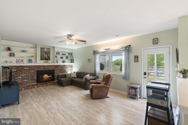 2034 BUCKINGHAM DR, Jamison, PA 18929