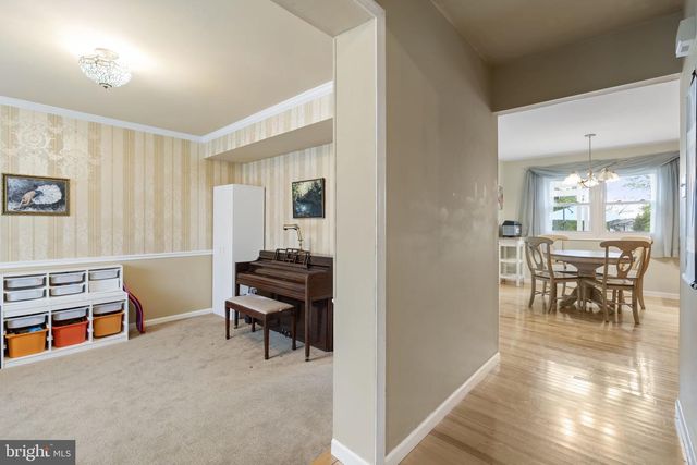 2034 BUCKINGHAM DR, Jamison, PA 18929