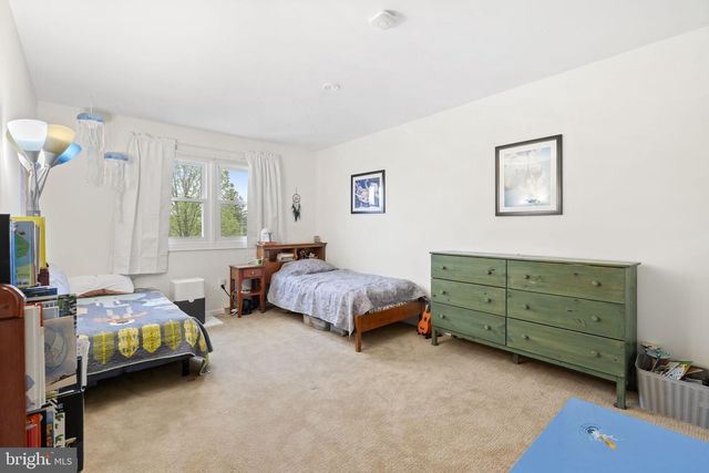 2034 BUCKINGHAM DR, Jamison, PA 18929