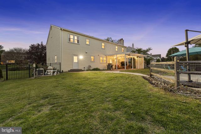 2034 BUCKINGHAM DR, Jamison, PA 18929