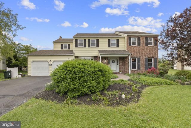 2034 BUCKINGHAM DR, Jamison, PA 18929