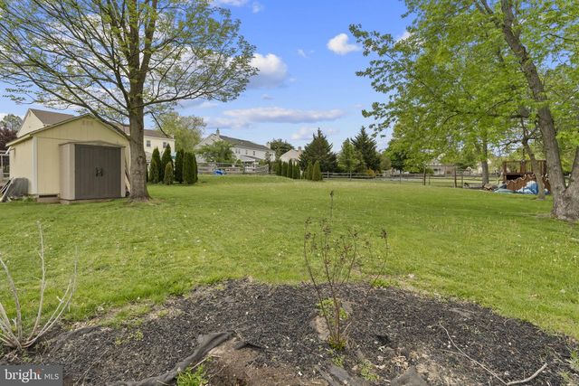 2034 BUCKINGHAM DR, Jamison, PA 18929