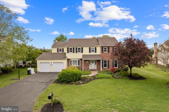 2034 BUCKINGHAM DR, Jamison, PA 18929