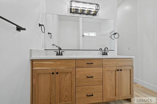 3634 Kingsboro Avenue, Ammon, ID 83406